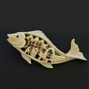 Antique Clip - Extremely Intricate Details